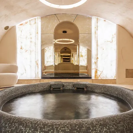 Hotel Singulier 4*